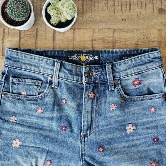Lucky Brand High Rise Embroidered Denim - Picture 5 of 14